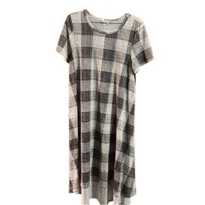 #294 LuLaRoe Carly Medium dress